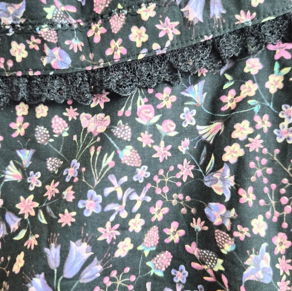 J. Crew Liberty Floral Top SIZE 6 - Picture 9 of 9